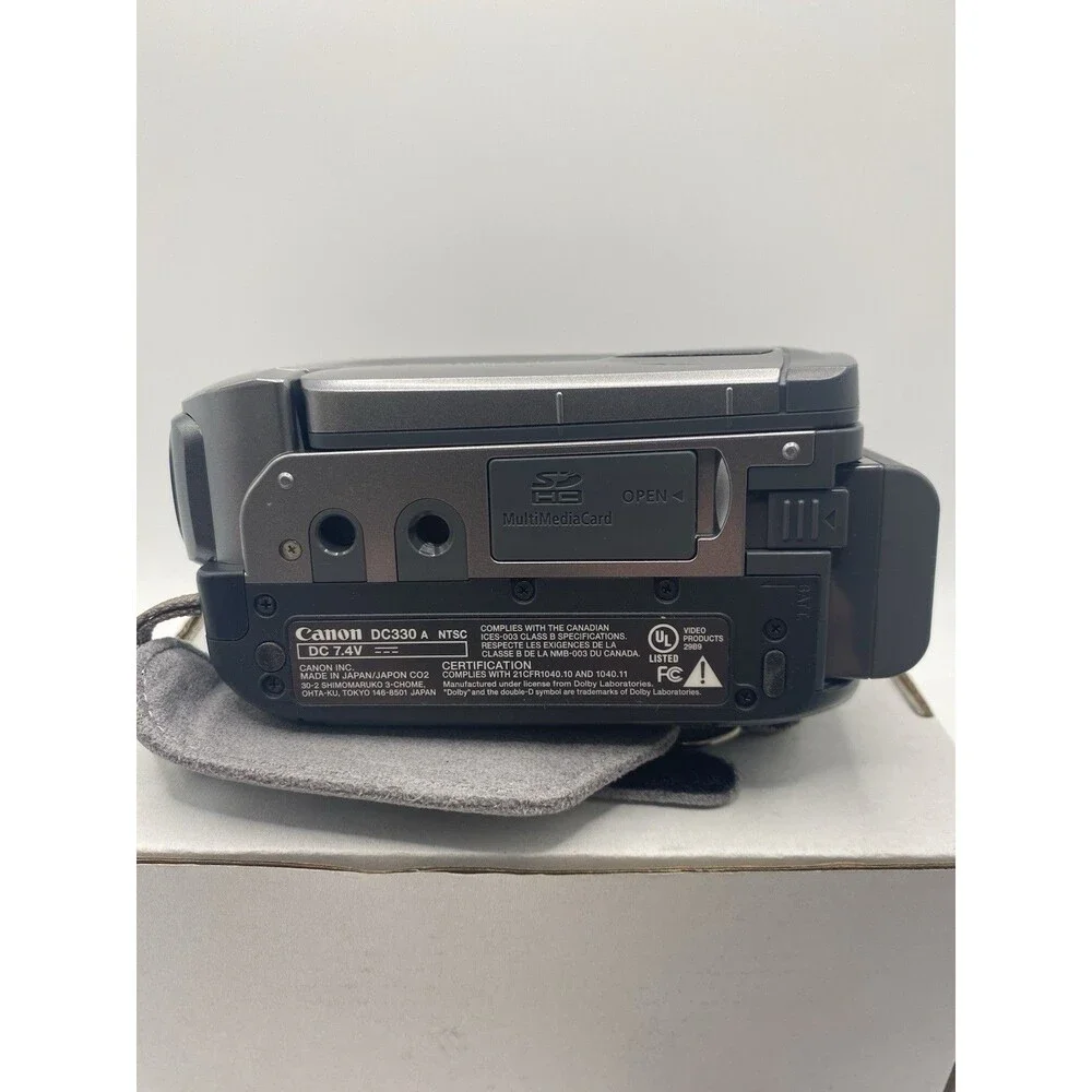 Canon DC330 DVD Camcorder 48x Zoom w/ Remote & AC Adapter Tested Works